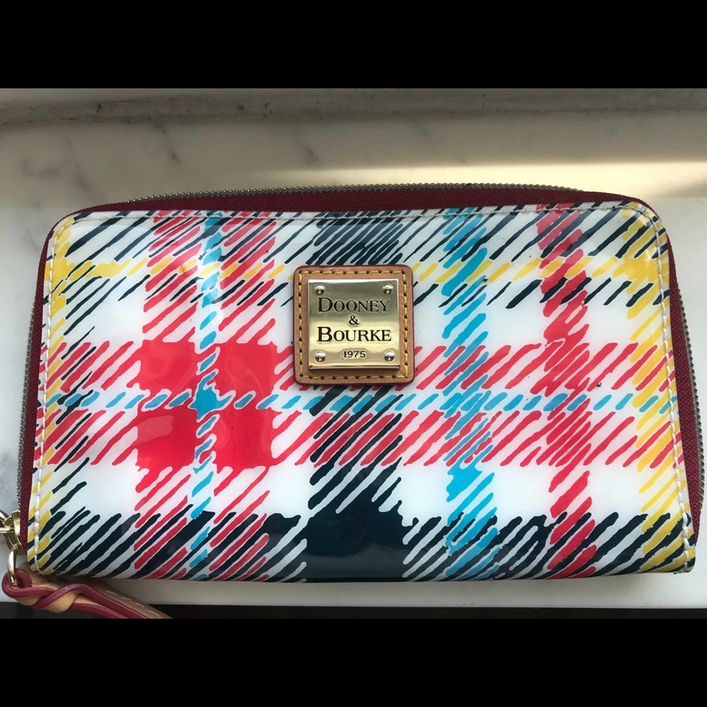 Dooney and Bourke summer wristlet/wallet